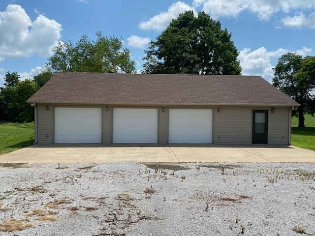 10192 N Highway 181 Property Photo 2
