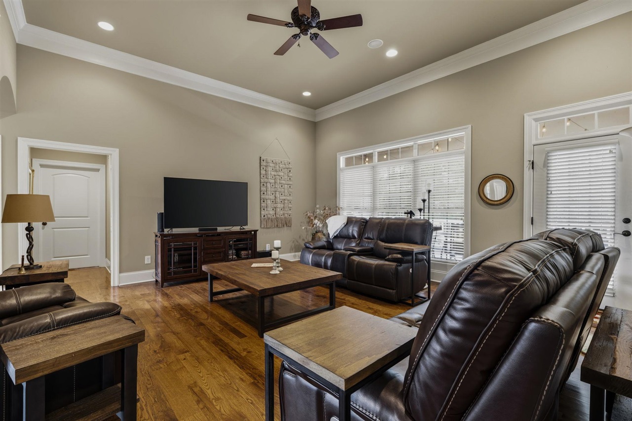 1630 Dunlaney Way Property Photo 27