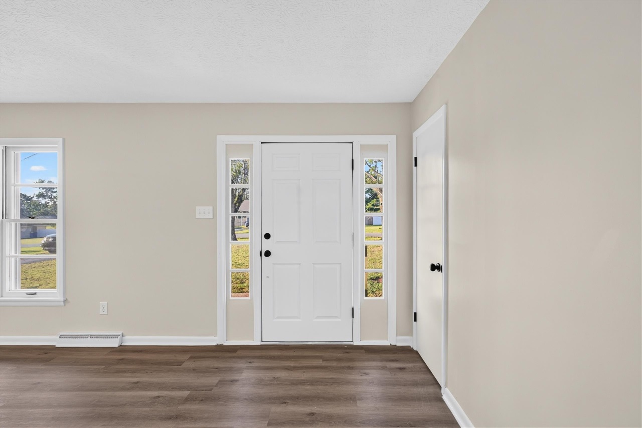 404 Longview Drive Property Photo 11