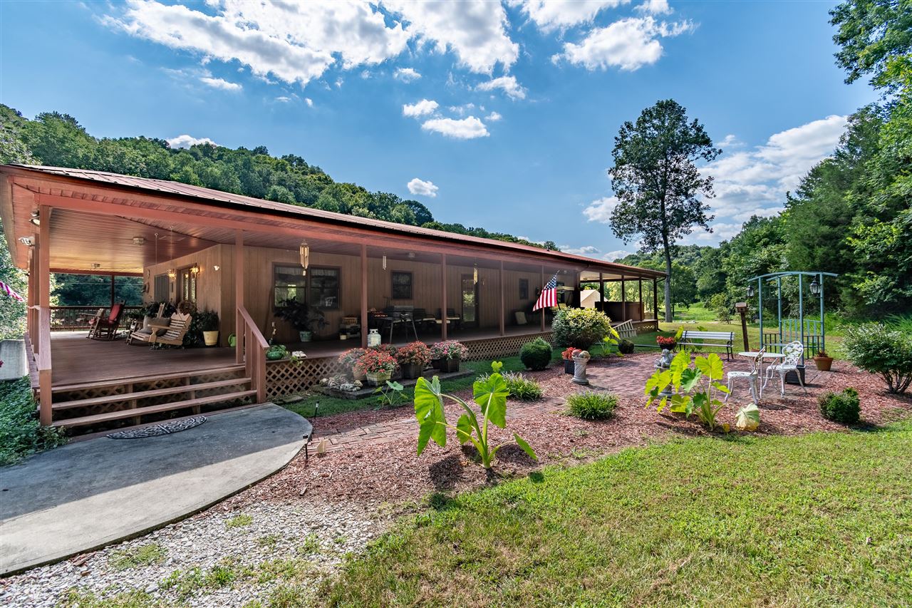 1140 Lewis Creek Road Property Photo 1