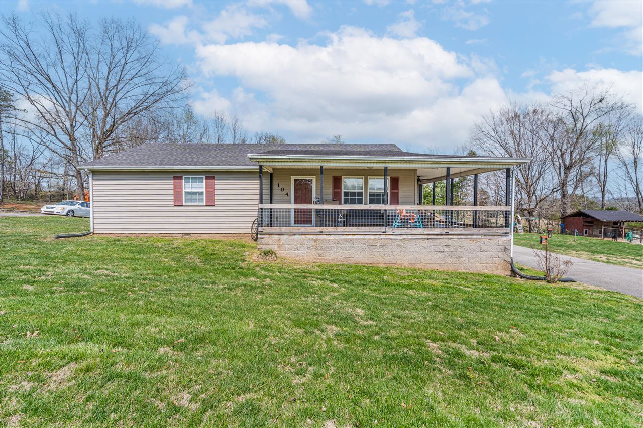 104 Bluegrass Drive Property Photo 1