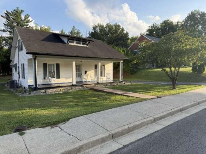 400 Cleveland Avenue Property Photo 1