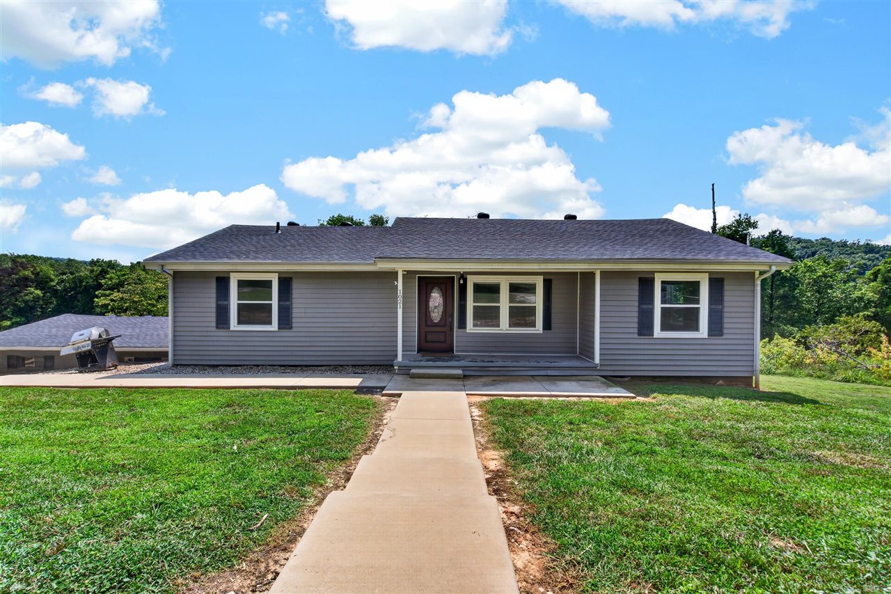 1021 N Campbell Road Property Photo 1