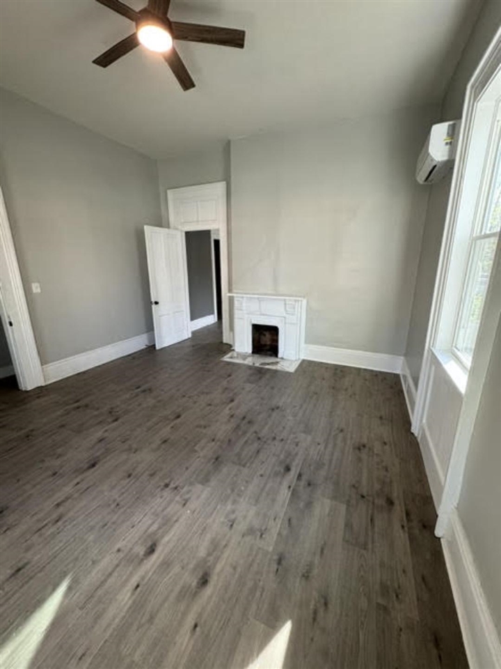 619 E 10th Avenue Property Photo 10