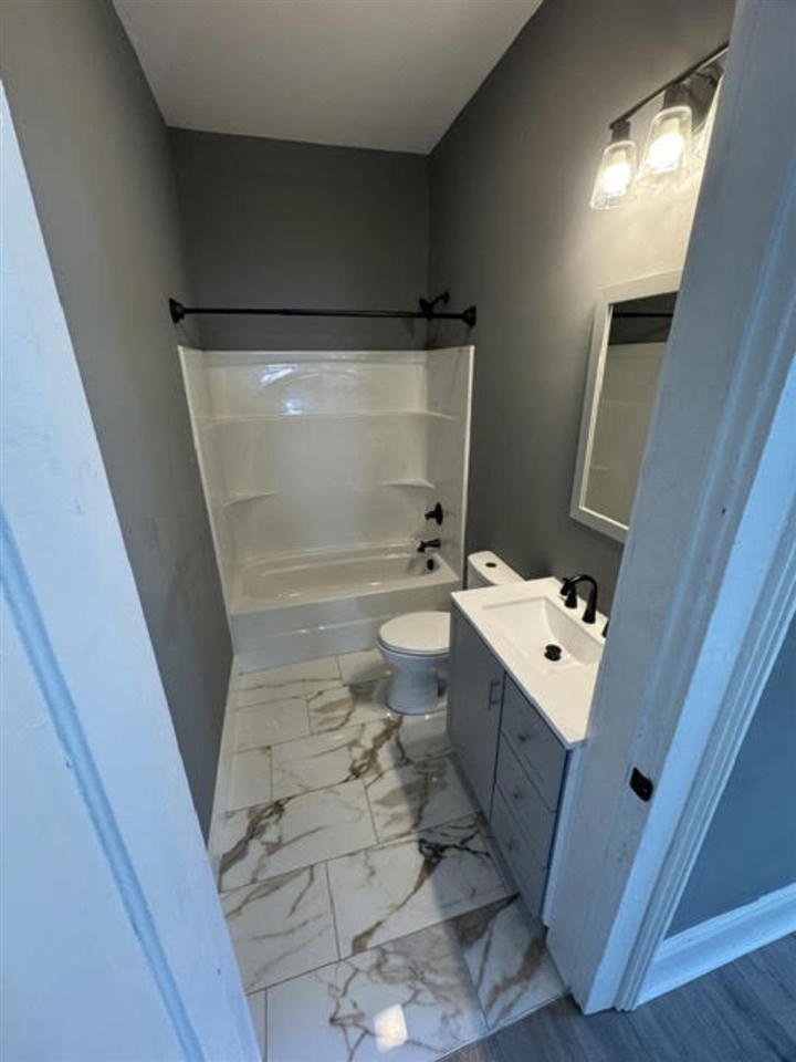 619 E 10th Avenue Property Photo 33