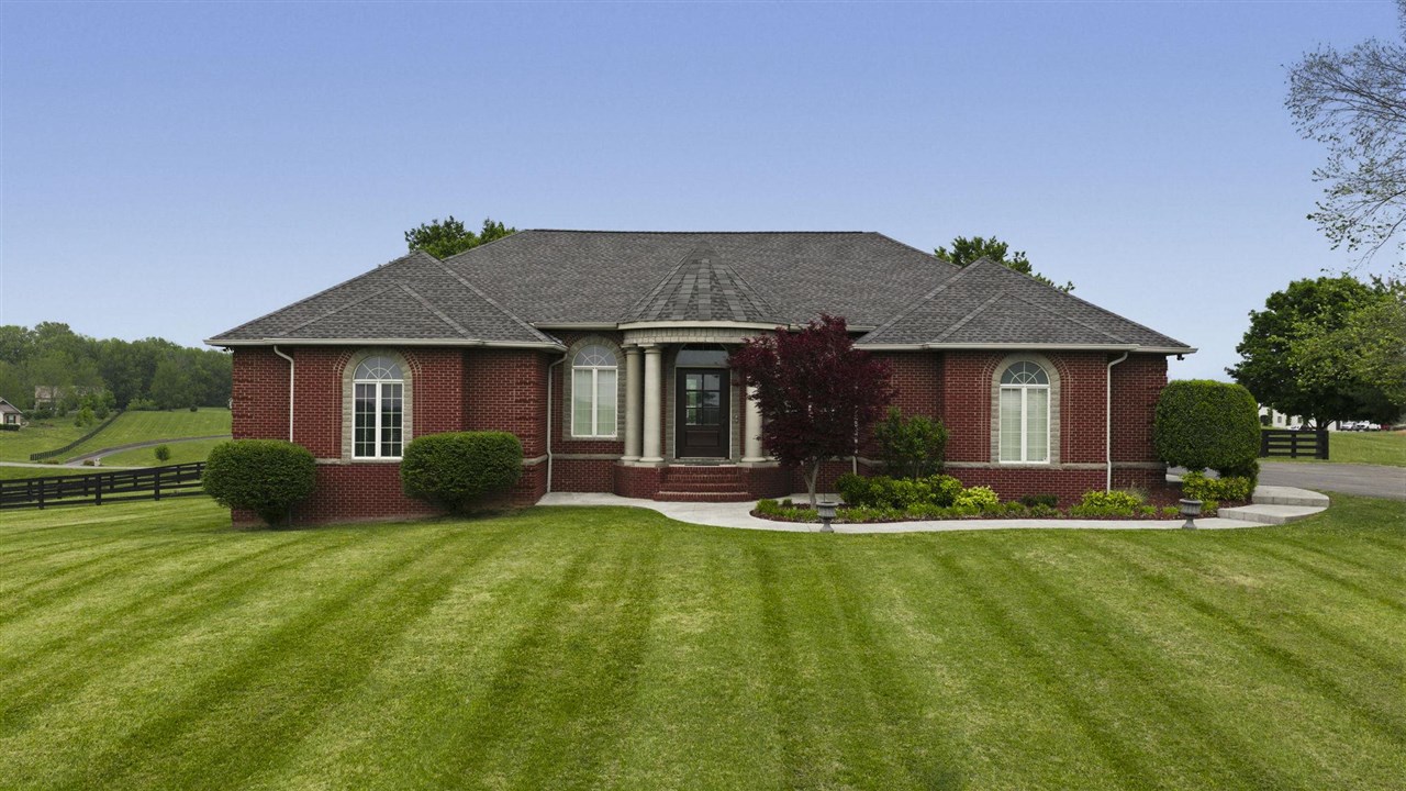 260 Stone Trace Court Property Photo 1
