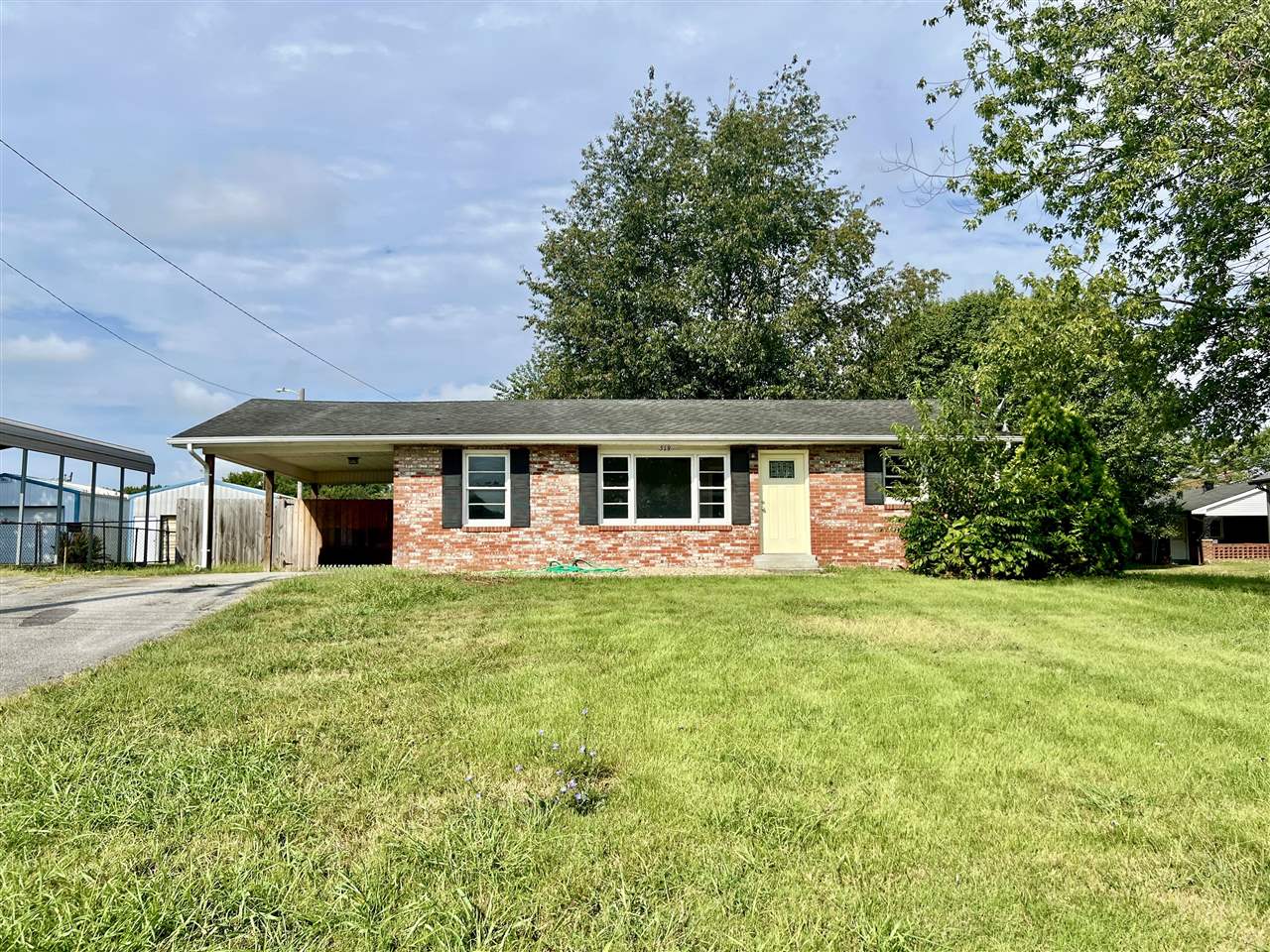 519 Robey Street Property Photo 1