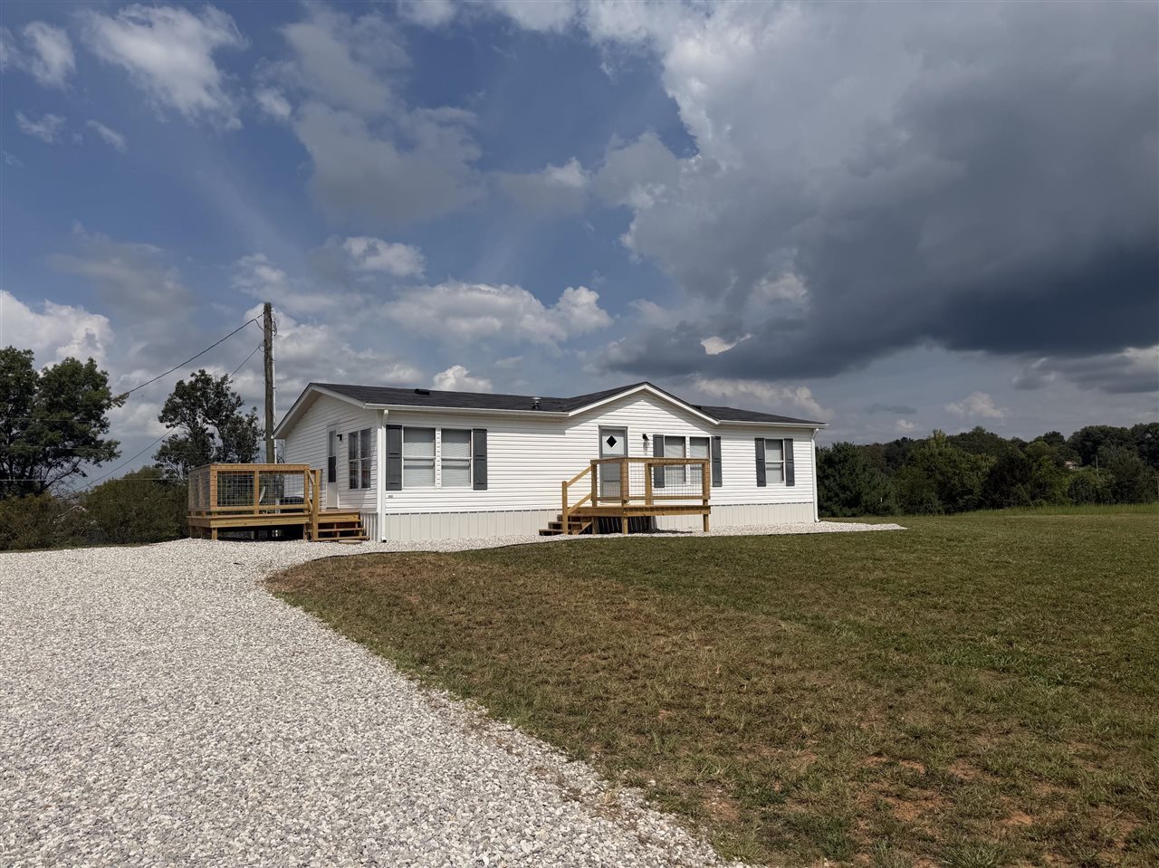 70 Youngstown Road Property Photo 1