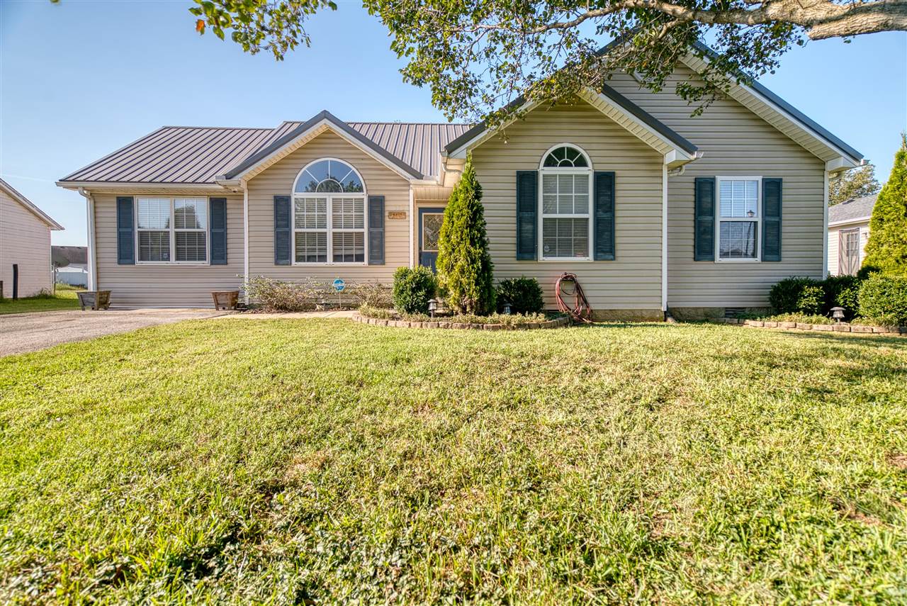 372 Moonlite Avenue Property Photo 1