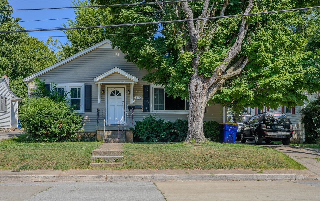 1427 Nutwood Street Property Photo 1
