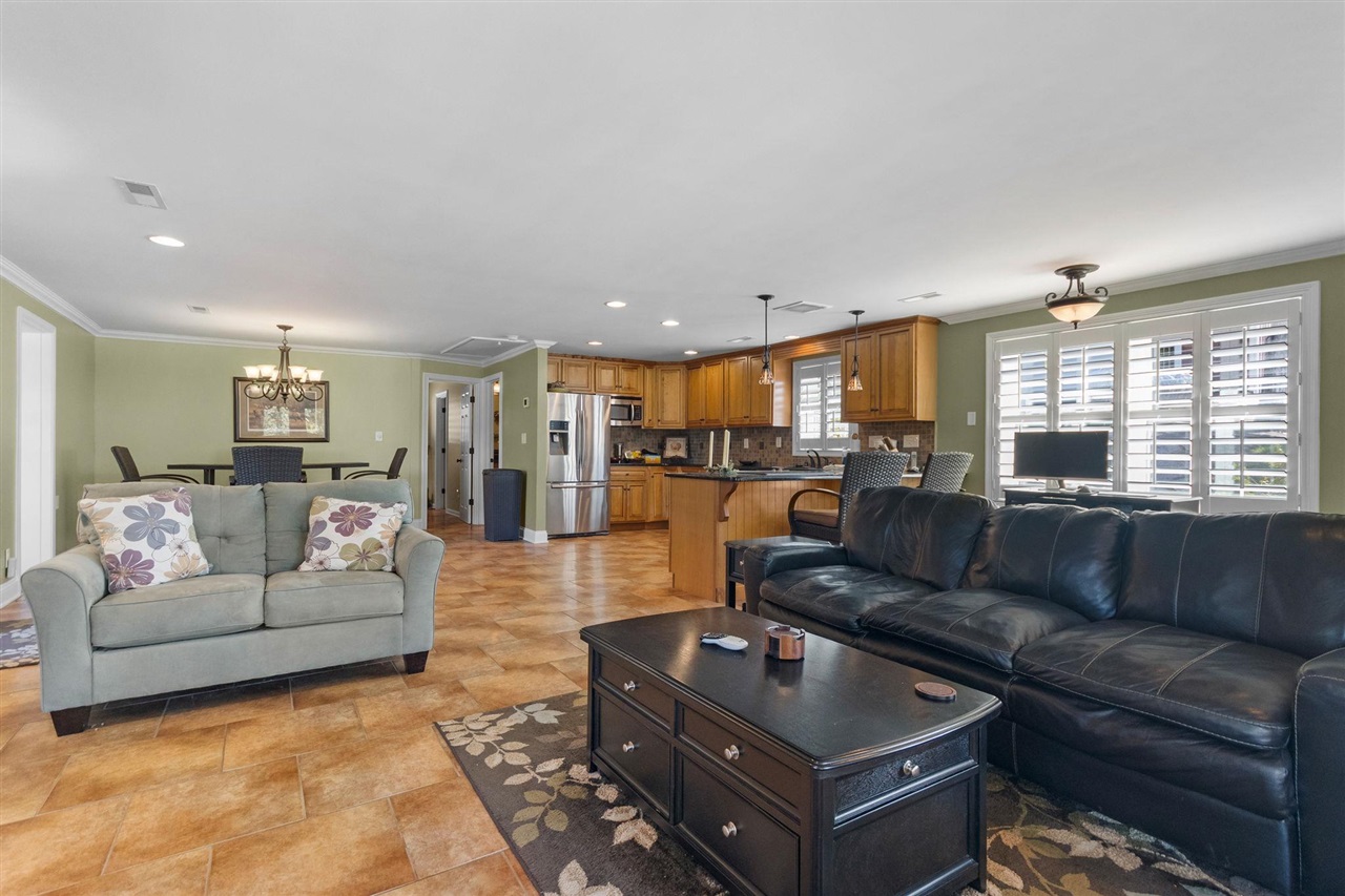 1533 Westbrook Road Property Photo 4