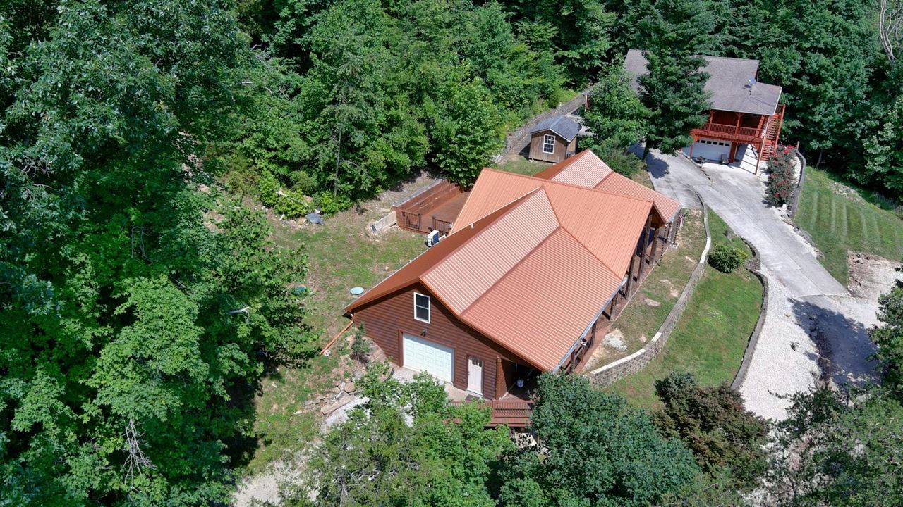 2086a Martin Pierce Road Property Photo 1