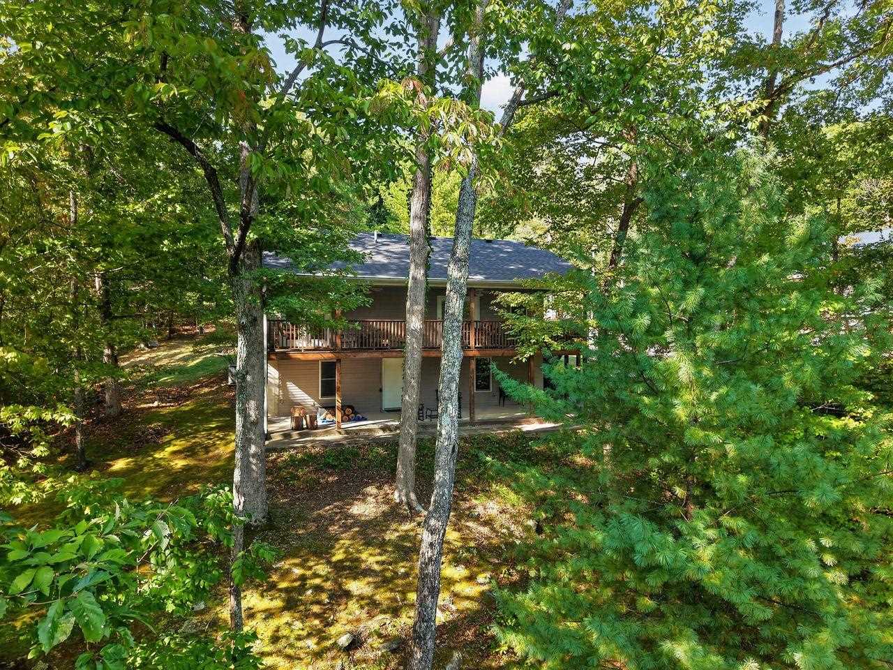 227 Pineview Drive Property Photo 7