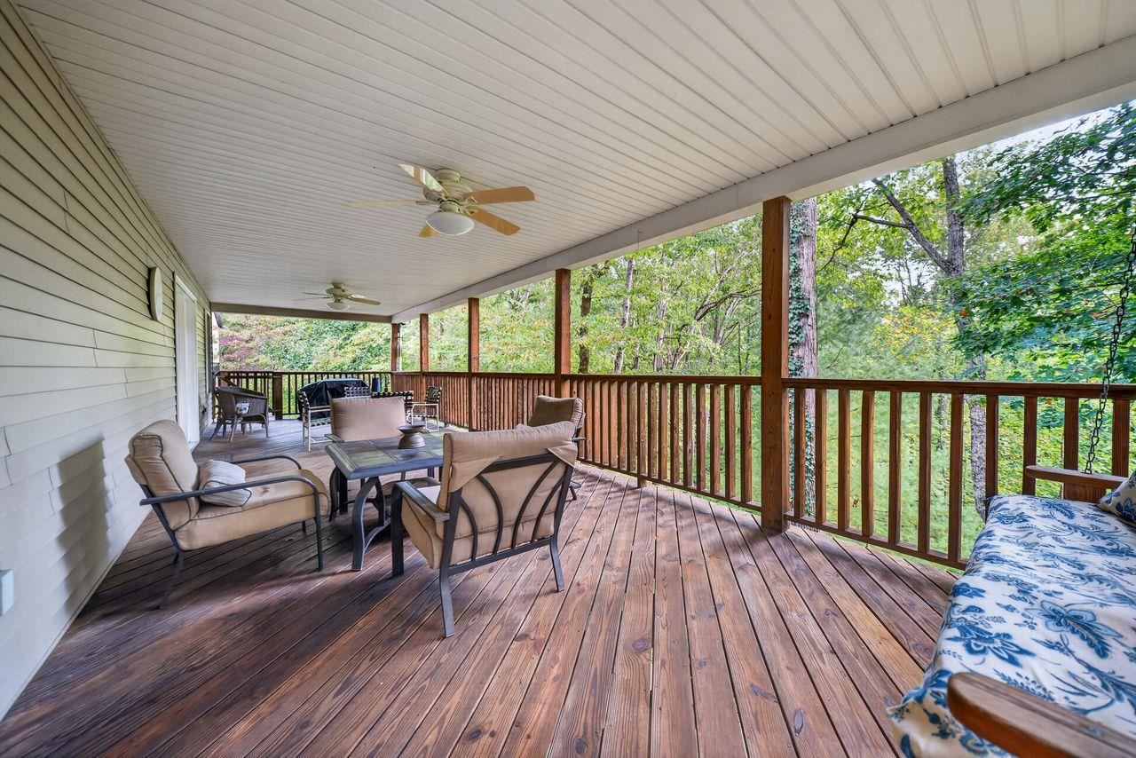 227 Pineview Drive Property Photo 16