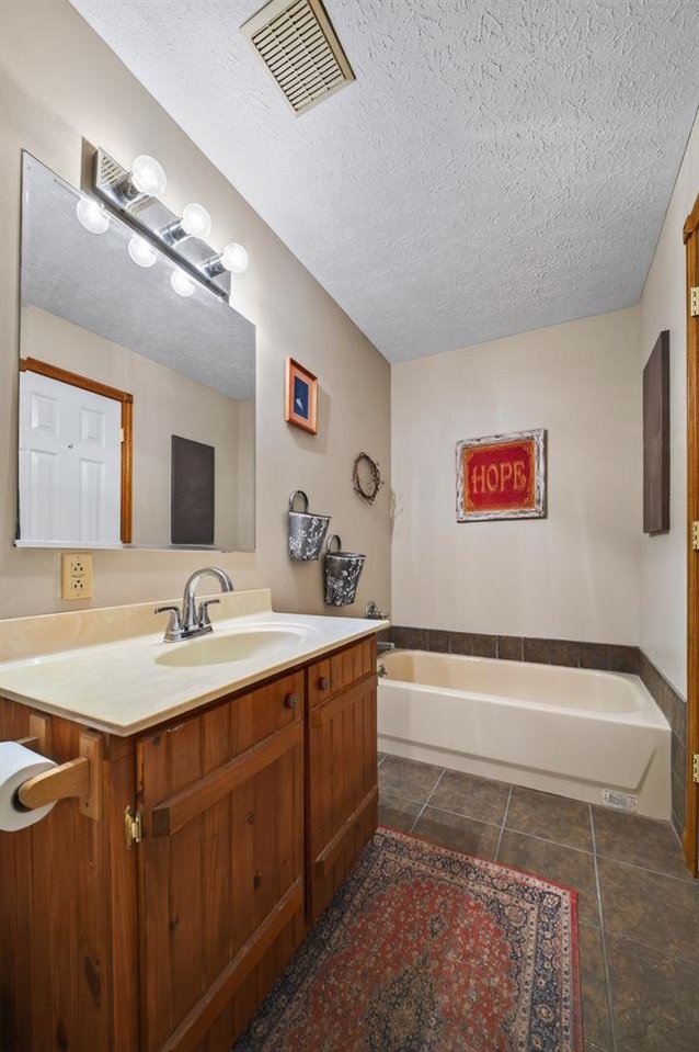 227 Pineview Drive Property Photo 22