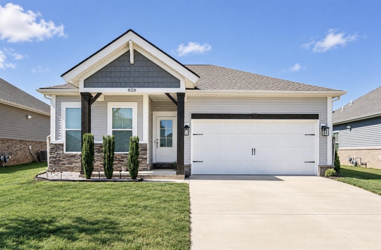 828 Saucer Court Property Photo 1