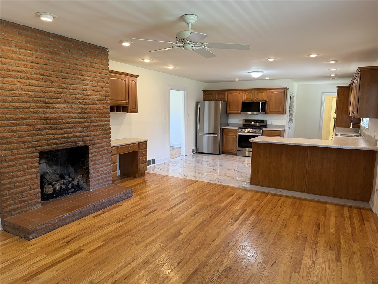801 Hampton Drive Property Photo 14