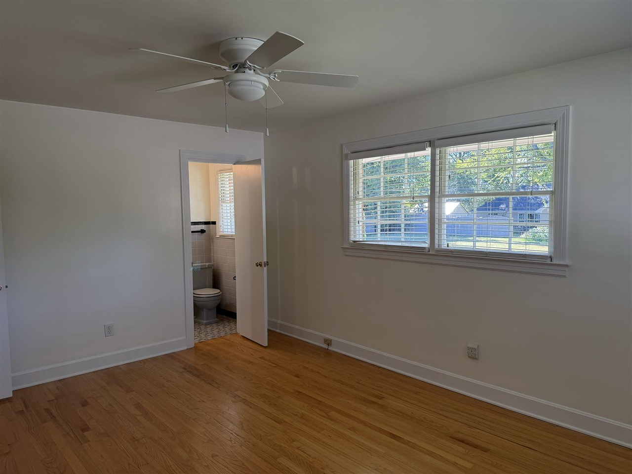 801 Hampton Drive Property Photo 22