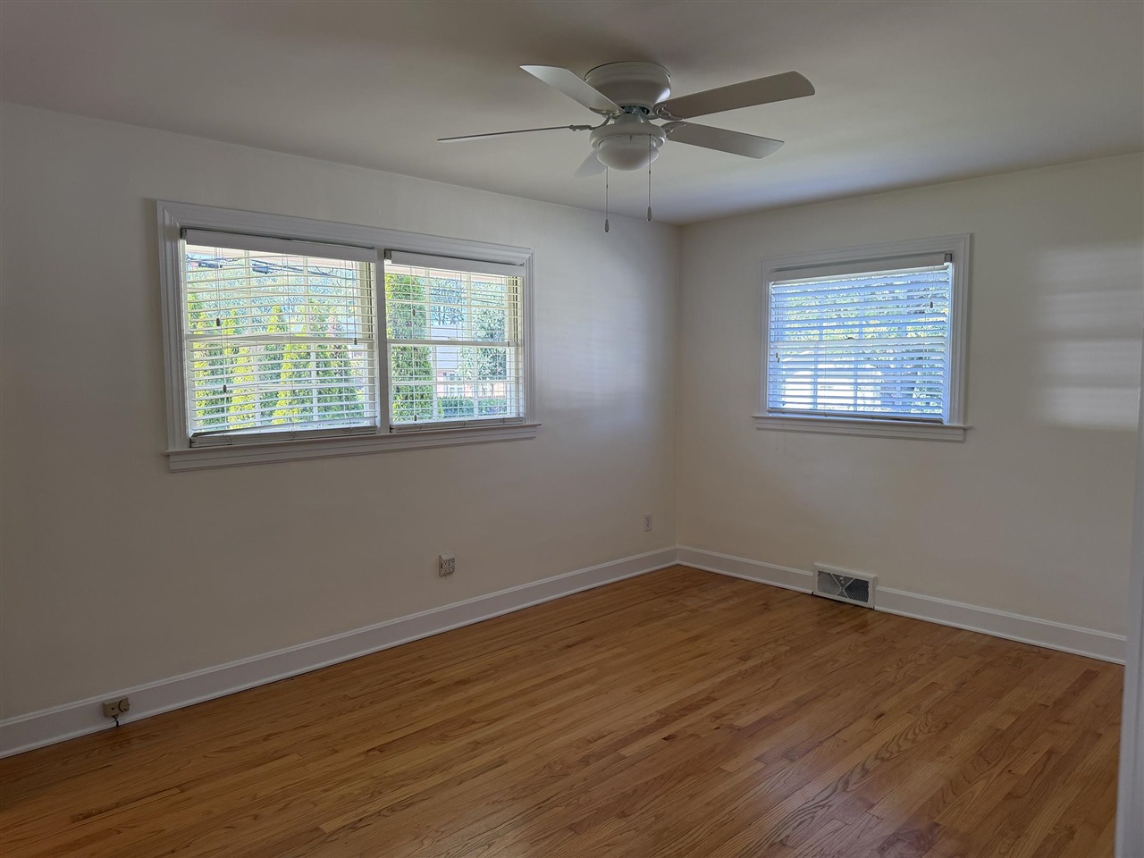 801 Hampton Drive Property Photo 25
