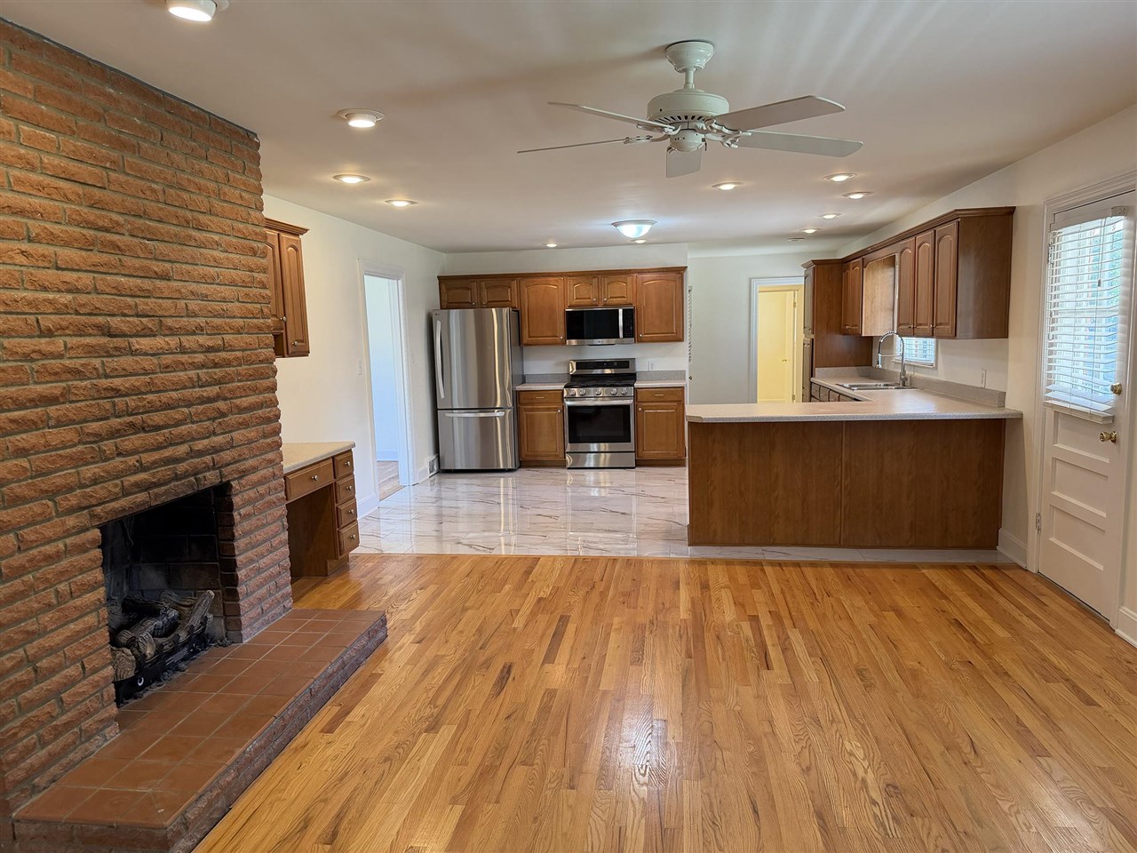 801 Hampton Drive Property Photo 14