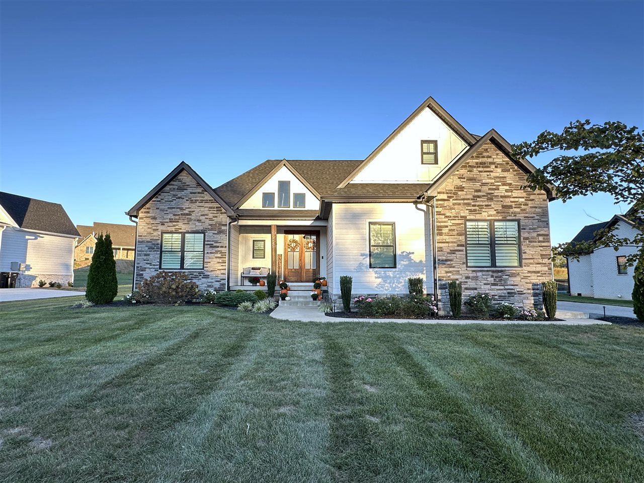 9229 Poplar Grove Court Property Photo 4
