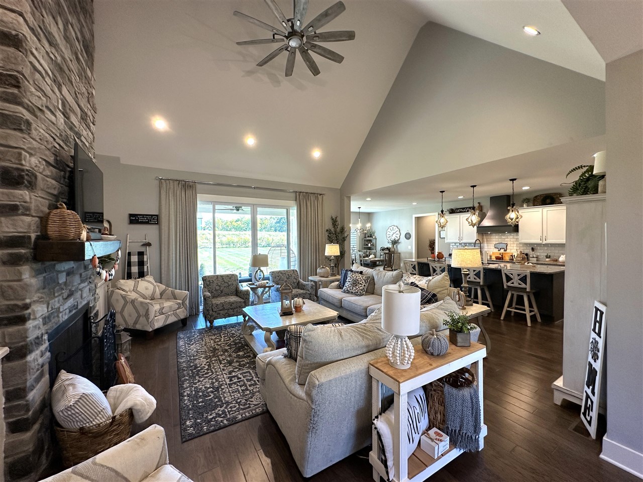 9229 Poplar Grove Court Property Photo 15