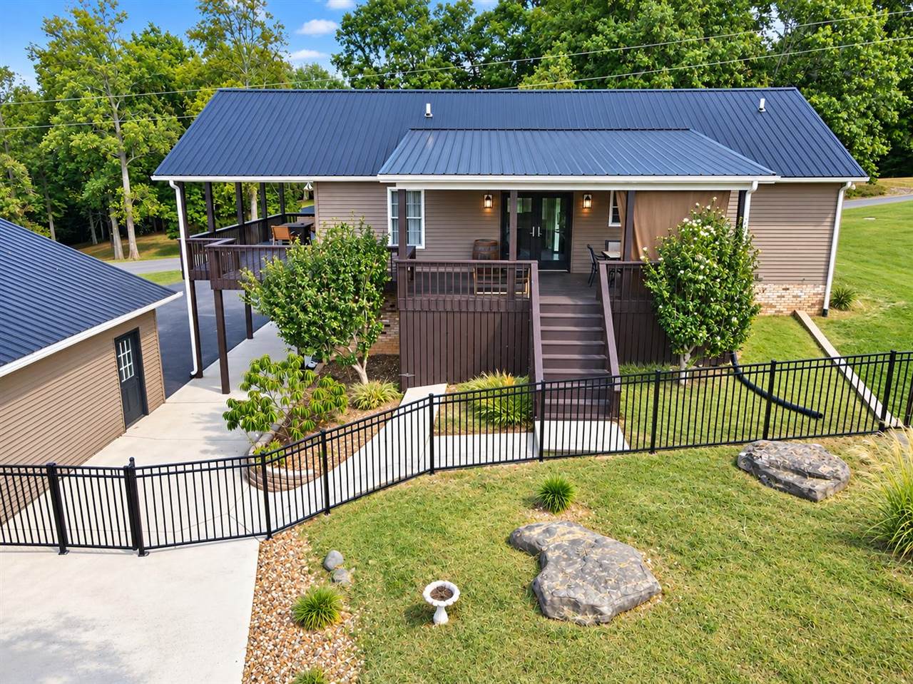 353 Carl Benson Road Property Photo 10