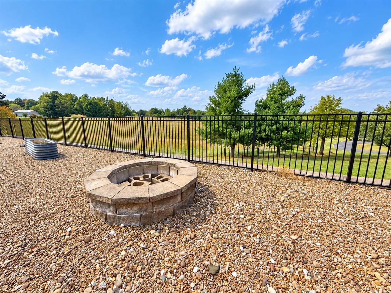 353 Carl Benson Road Property Photo 17