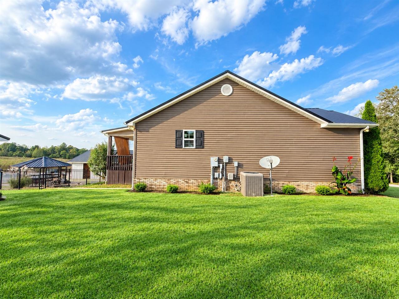 353 Carl Benson Road Property Photo 26