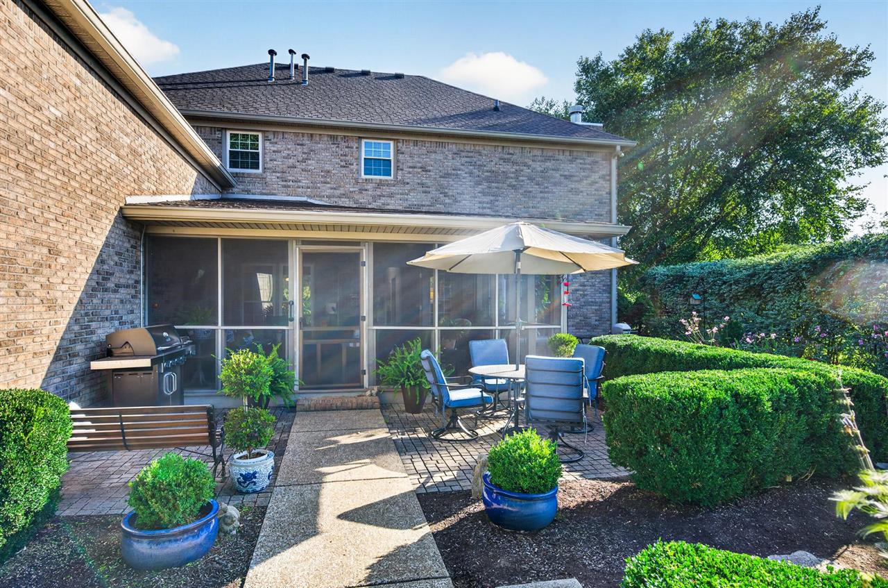 1746 Briar Circle Property Photo 8