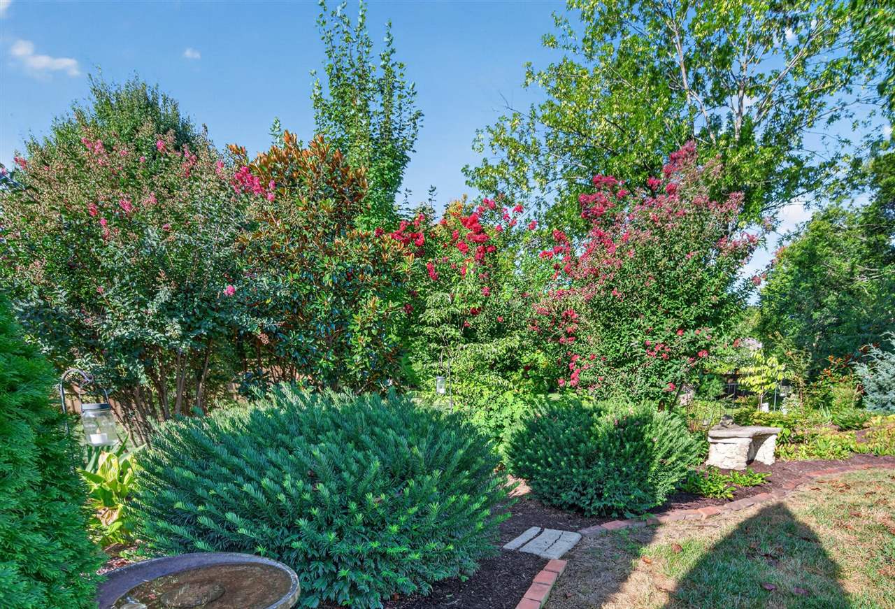 1746 Briar Circle Property Photo 11