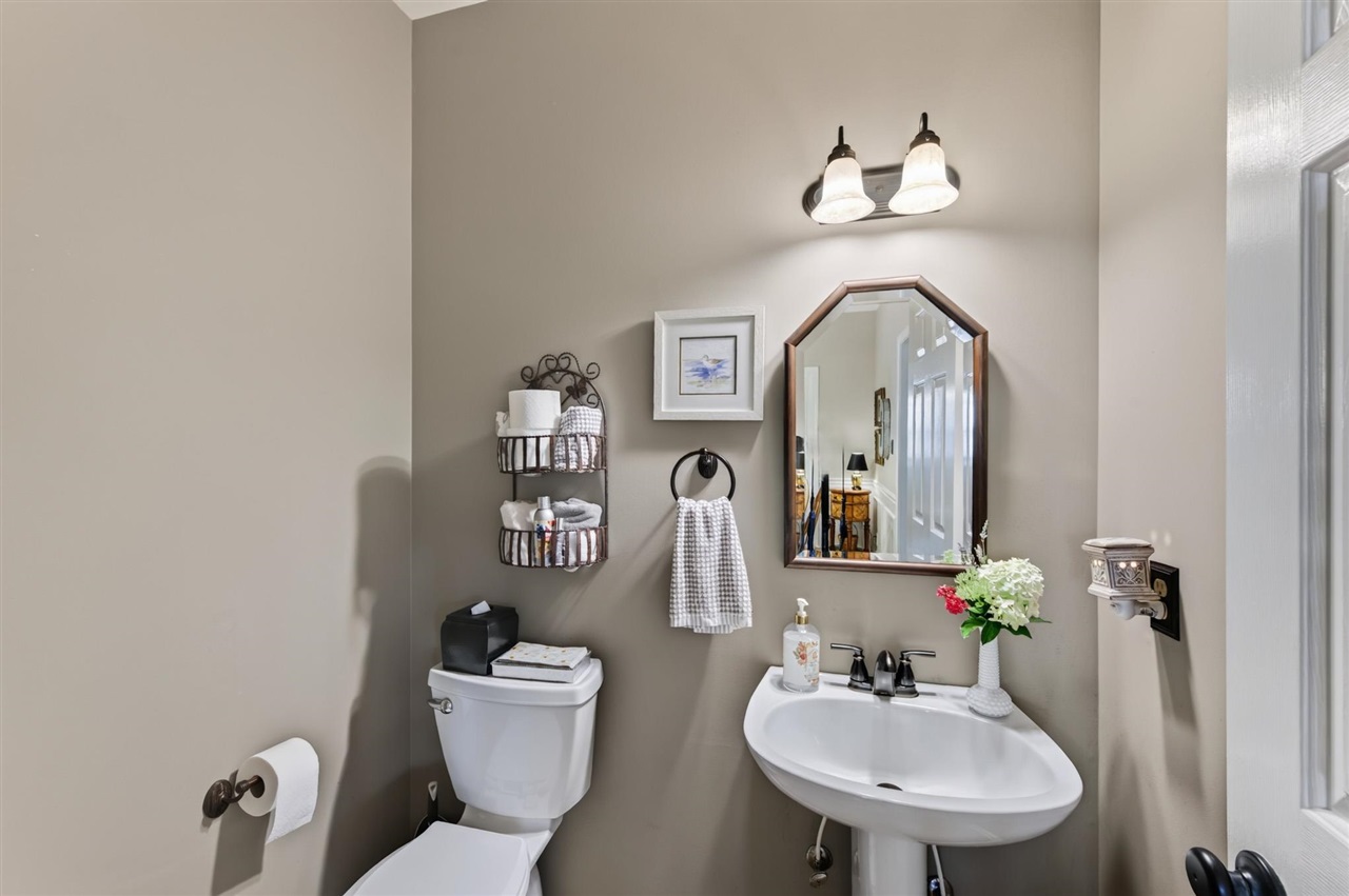 1746 Briar Circle Property Photo 22