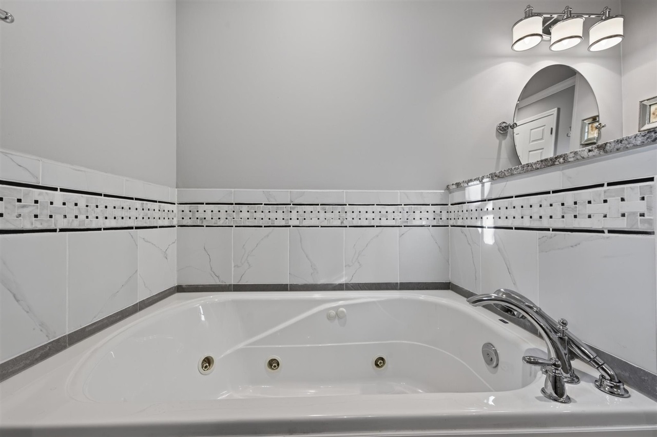 1746 Briar Circle Property Photo 32