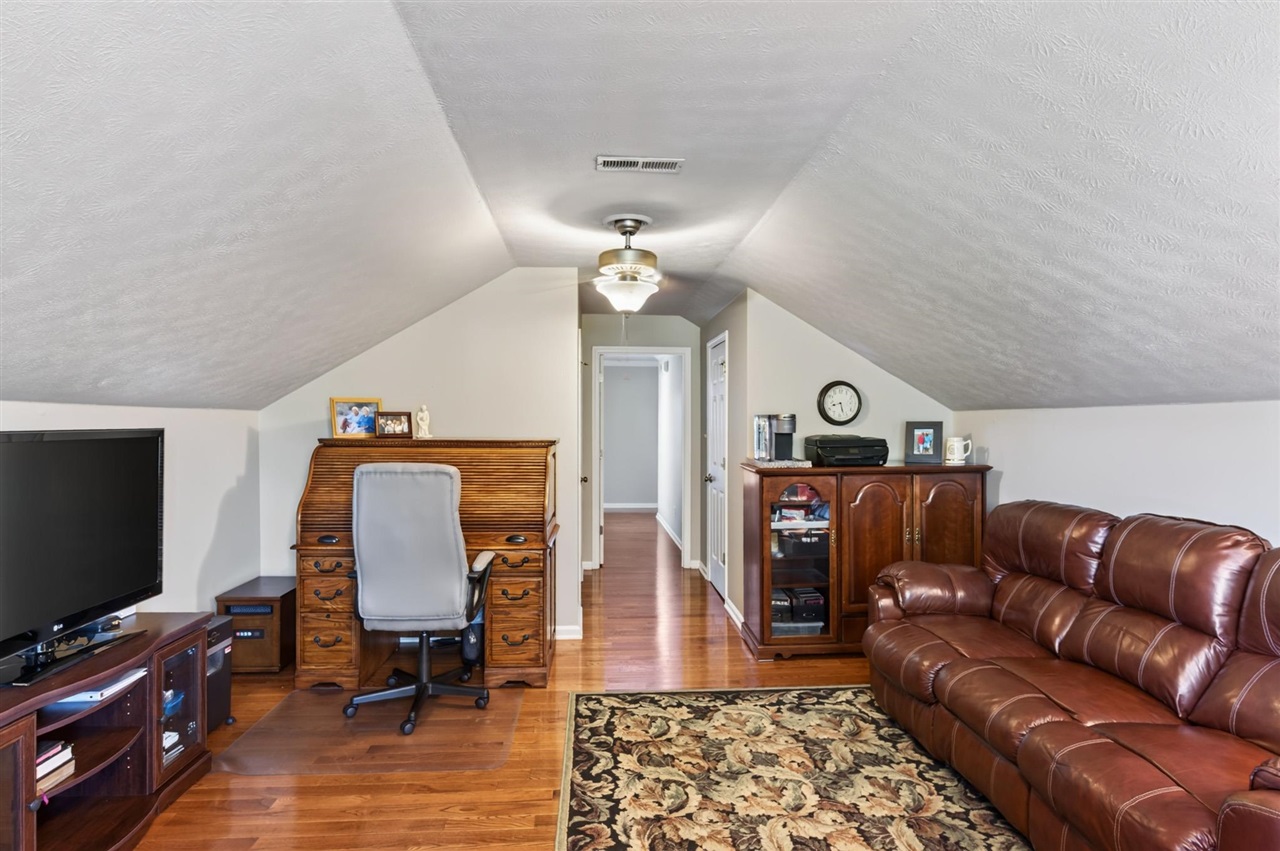 1746 Briar Circle Property Photo 40