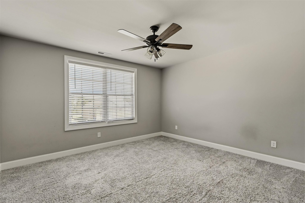 4130 Woodhaven Avenue Property Photo 17