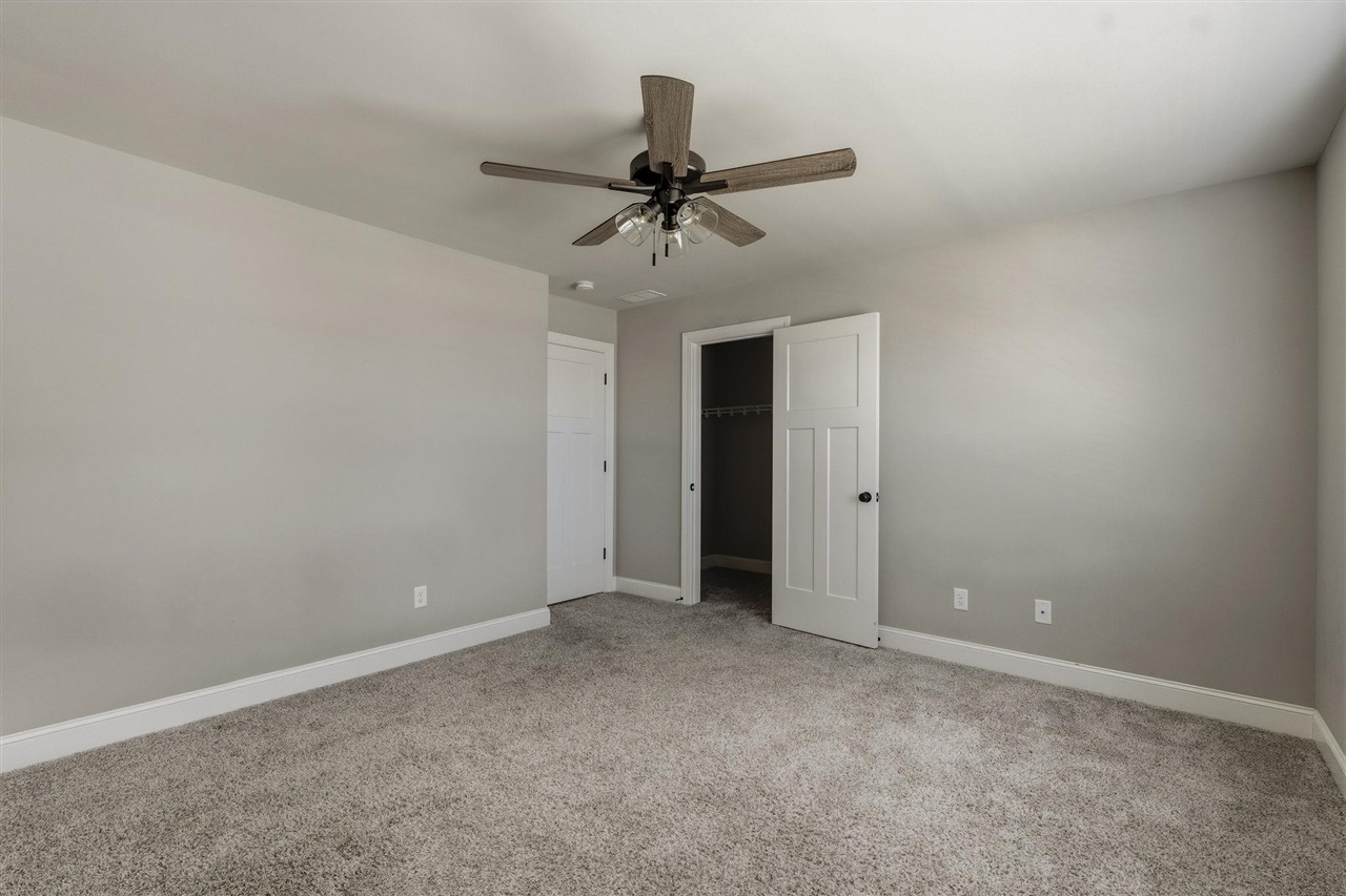 4130 Woodhaven Avenue Property Photo 18