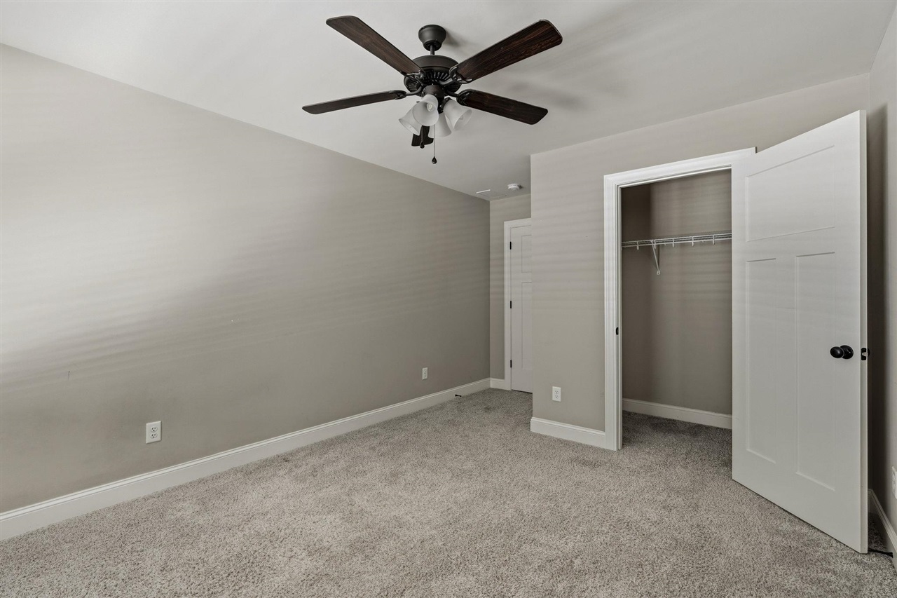 4130 Woodhaven Avenue Property Photo 20