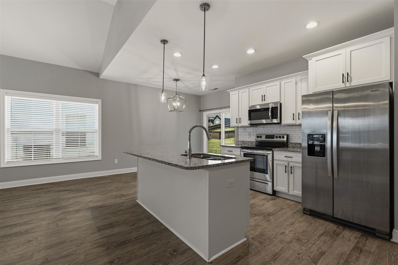 1220 Shallowford Street Property Photo 3