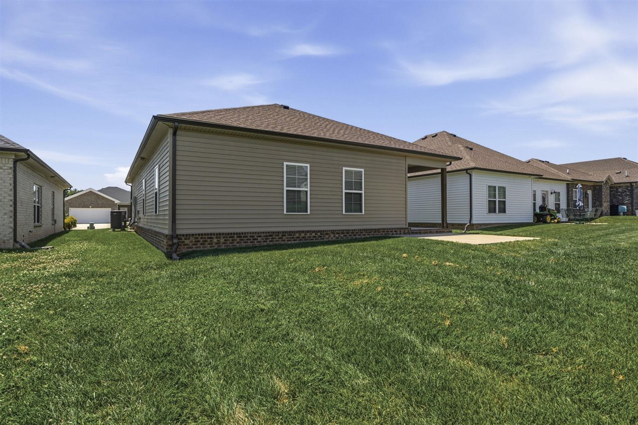 1220 Shallowford Street Property Photo 10