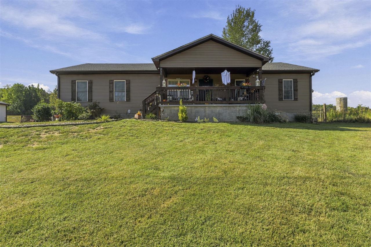 237 Apple Valley Road Property Photo 1