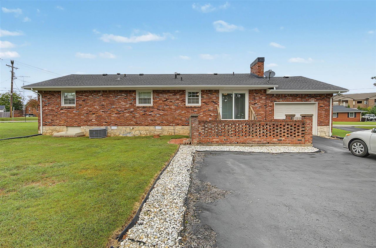1144 Rodes Drive Property Photo 3