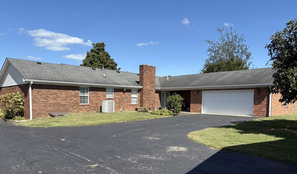 1225 Lois Lane Property Photo 11