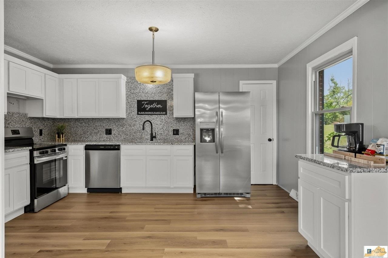 98 Moss Way Property Photo 2