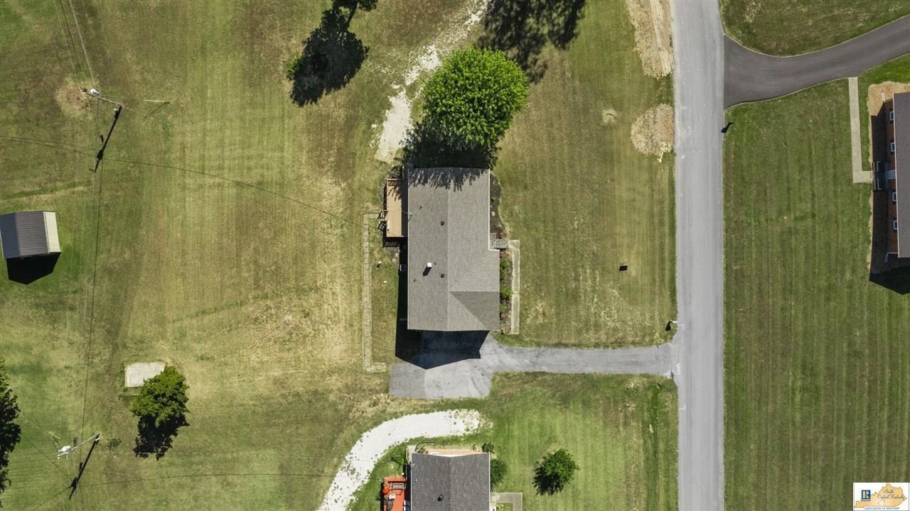 98 Moss Way Property Photo 32