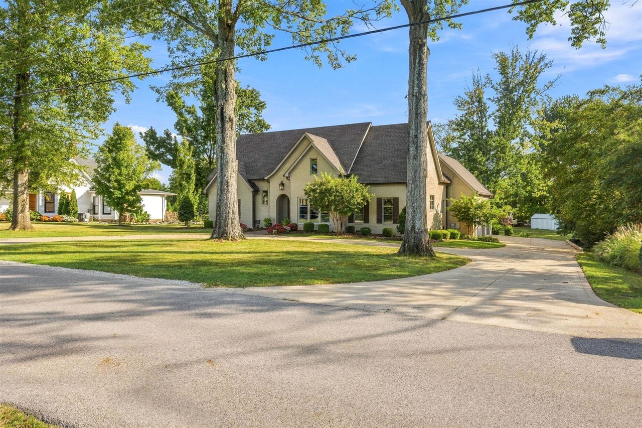 1781 Ewing Ford Road Property Photo 3