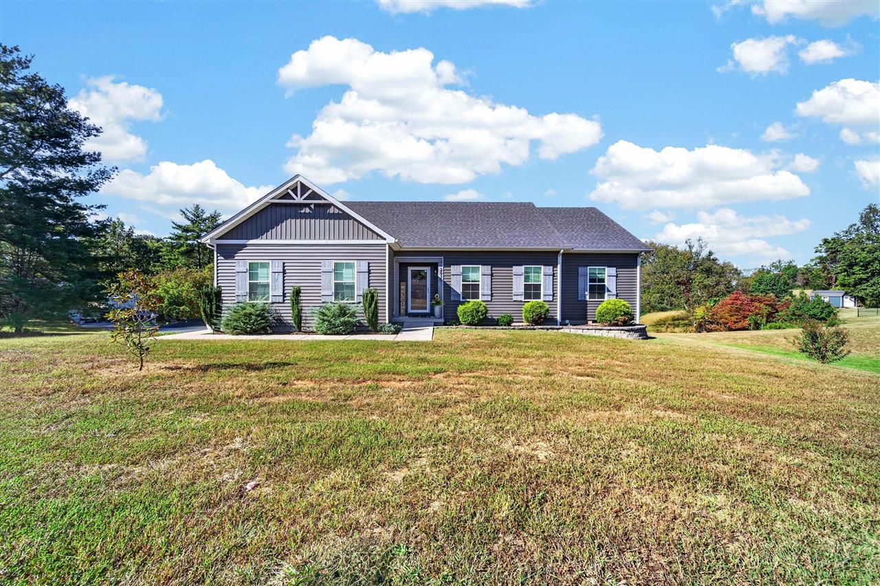 2915 Dye Ford Road Property Photo 1