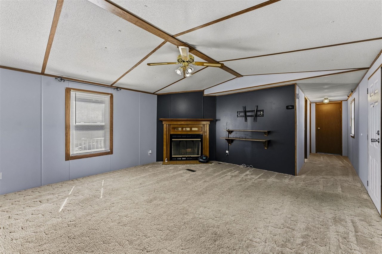 1579 Claypool Boyce Road Property Photo 3