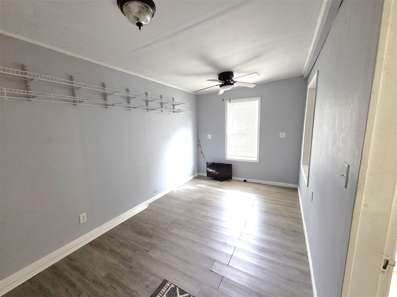 12 Railroad Avenue Property Photo 10