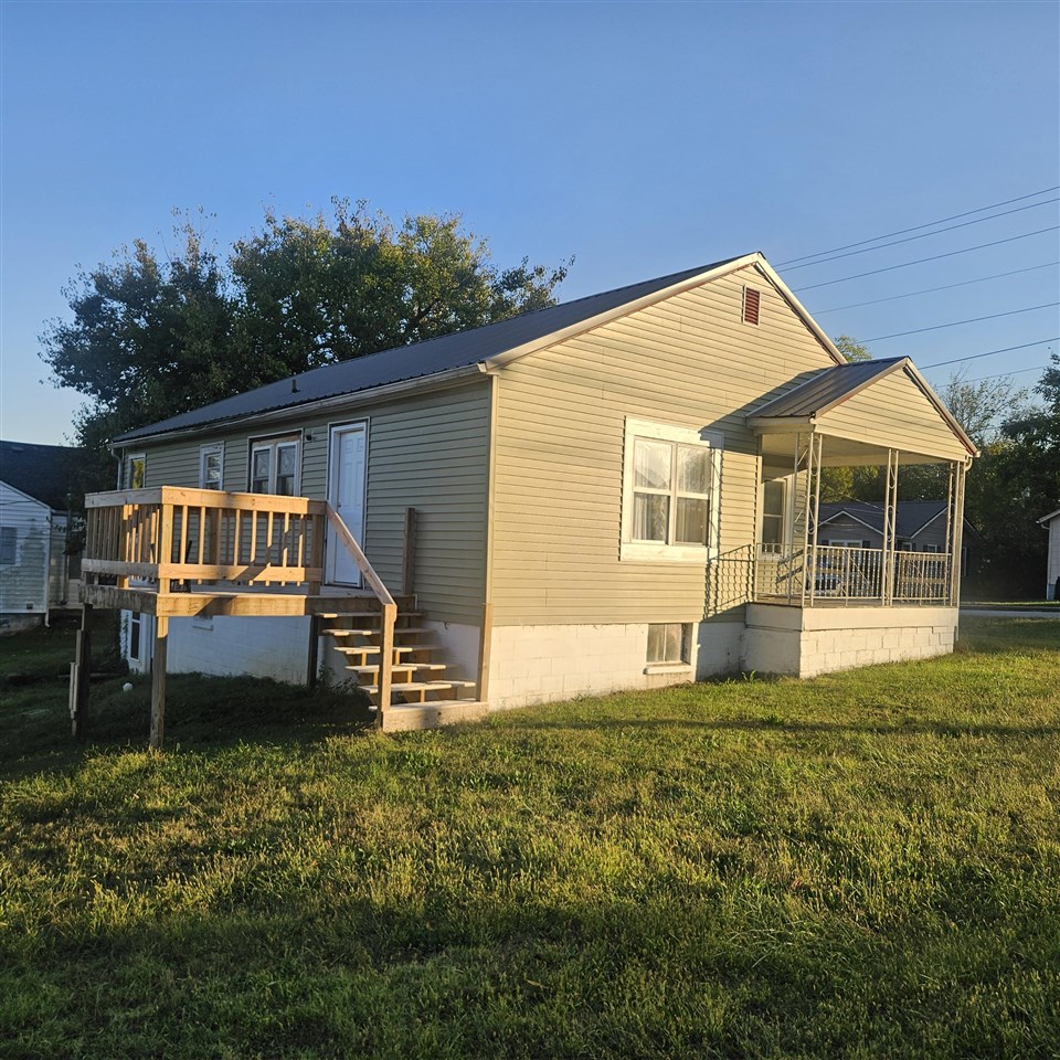 234 Walnut Street Property Photo 6