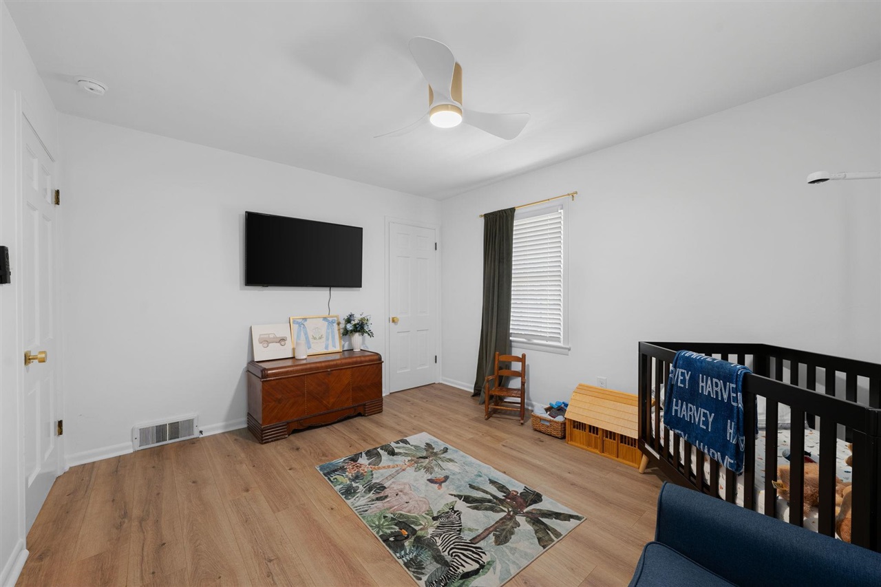 1311 Eastland Street Property Photo 18
